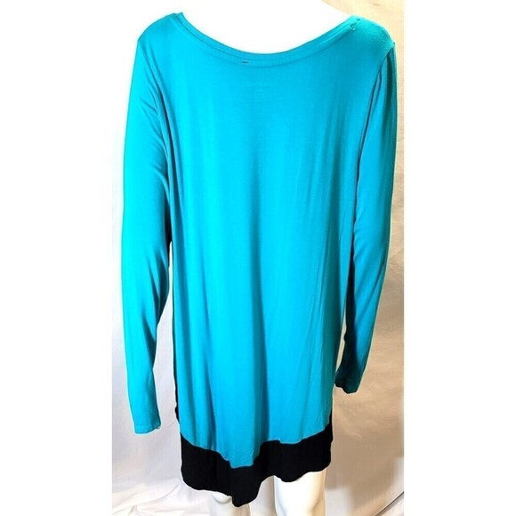 Lane Bryant Asymmetrical Soft Jersey Knit Tunic - Size 14/16 - Picture 4 of 8